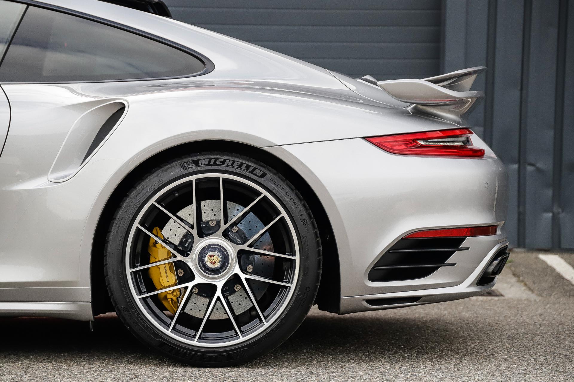 Pour Porsche 4 centres de roue 76 mm cache moyeu gris logo